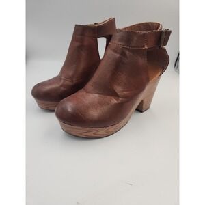 Pierre‎ Dumas Strappy Wedge Clogs With Buckle Sides Brown Leather Size 6